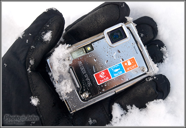 olympus_stylus_1030-snow.jpg