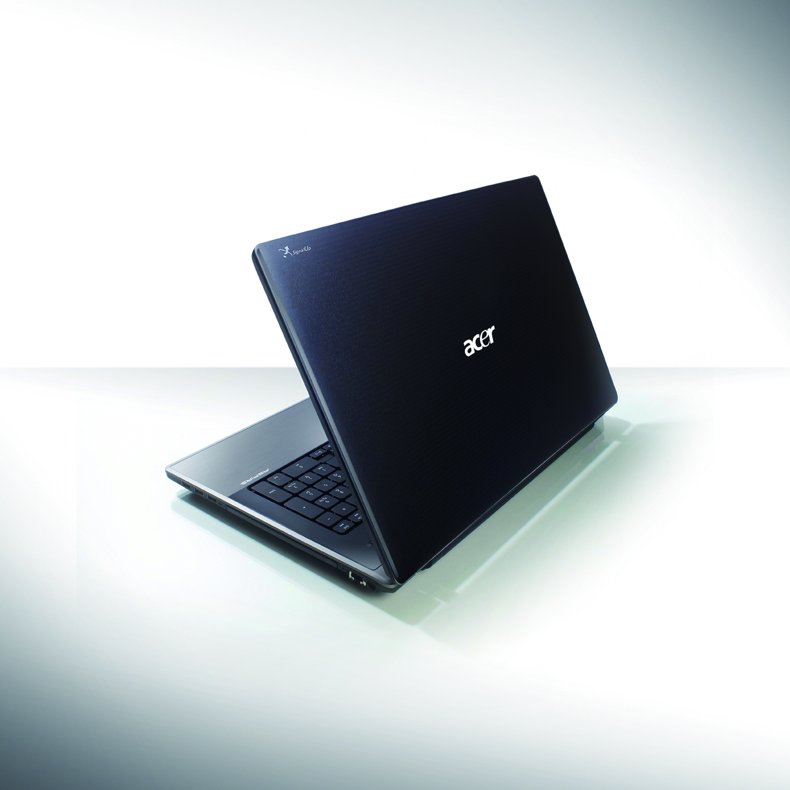 Aspire 7745_01