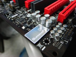 Onboard_SupremeFX_on_Crosshair_IV_Formula