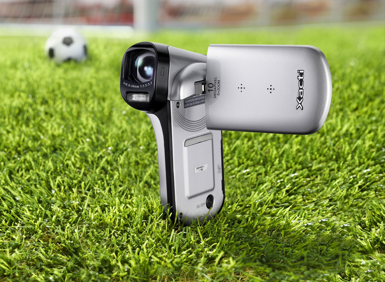 SANYO_soccer_CG20_landscape_format_LR
