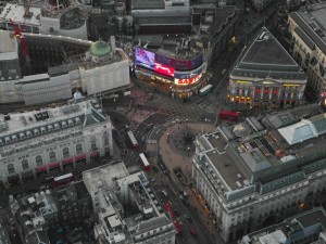 Jason Hawkes con Samsung EX1 - Piccadilly Circus