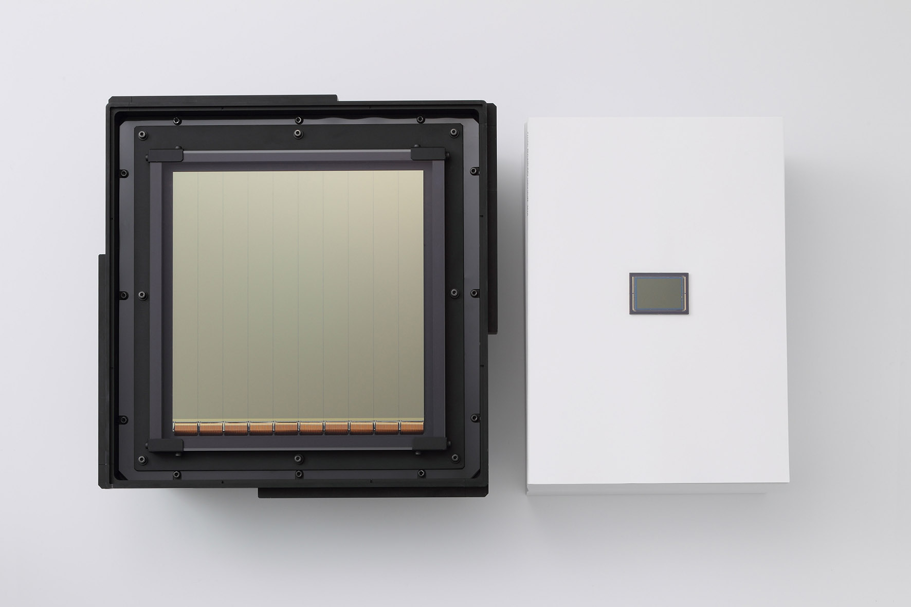 Wafer CMOS sensor Canon