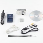 IXUS 115 HS_Silver_Accessories