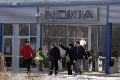 xl43-nokia-120614093303_medium.jpg.pagespeed.ic.RvWmNlHsiA