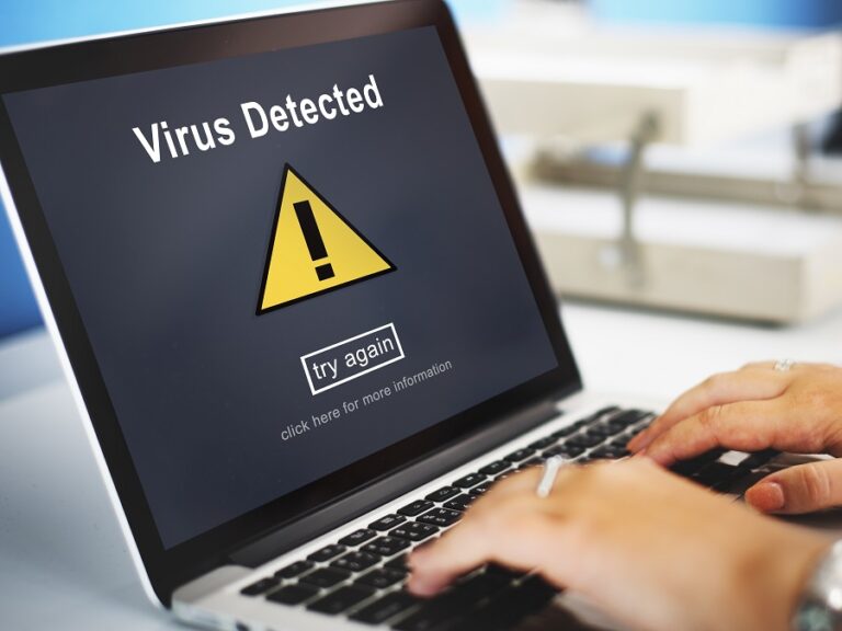 computer danneggiato da virus